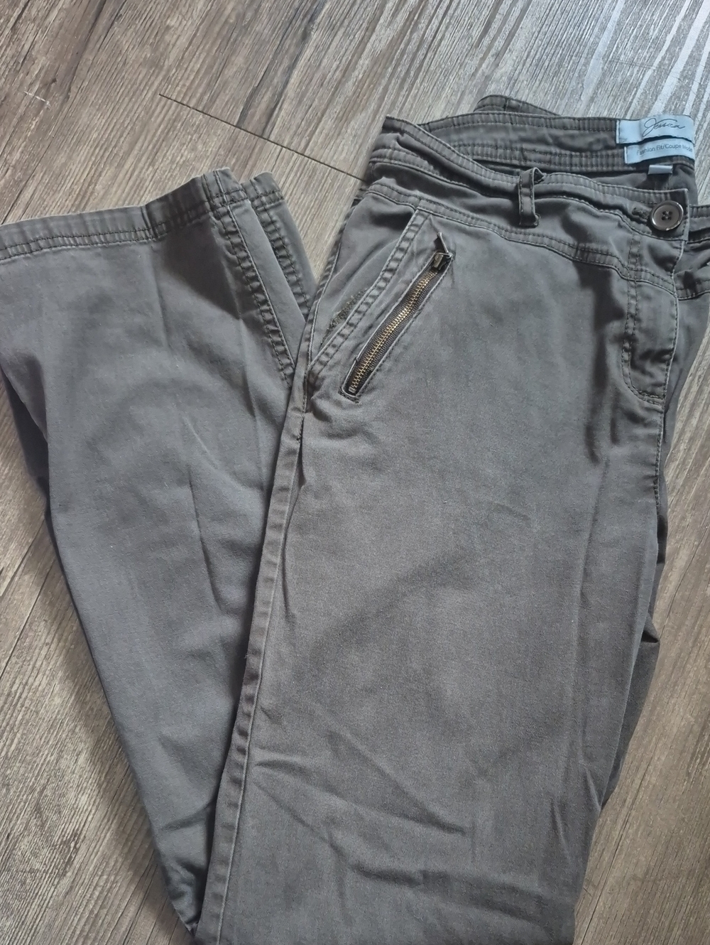 Jessica Olive Green Women's Cotton Pants with Zip Pocket Accents